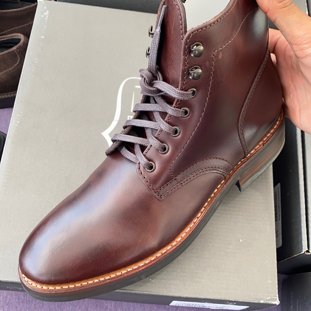 Thursday President Boot